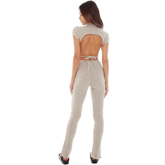 Are You Am I Sarei Sweater & Legging Set in Small - Picture 4 of 4